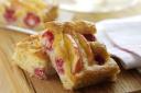 Pink Lady apple, raspberry and almond energy bar