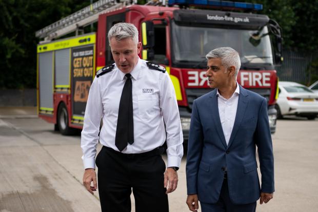 Tottenham Independent: The head of London Fire Brigade, Andy Roe and Mayor Sadiq Khan (PA)